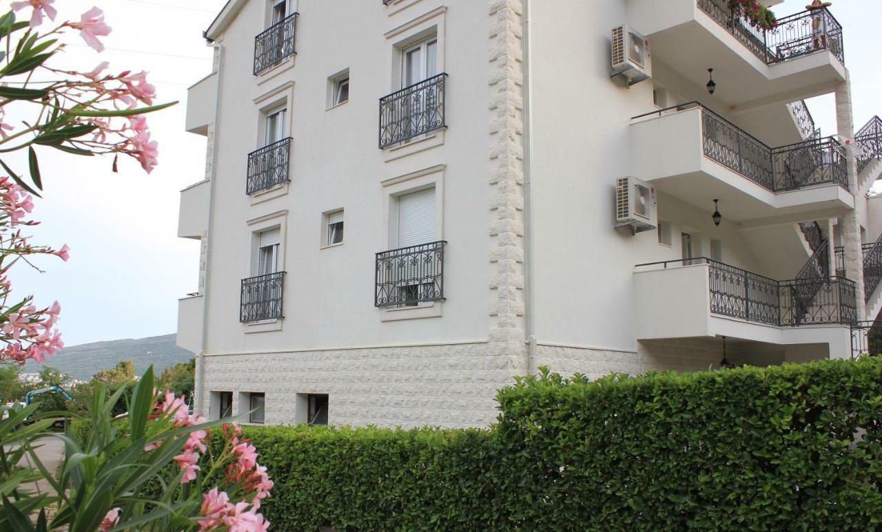 Villa Julia Baošići Exterior foto